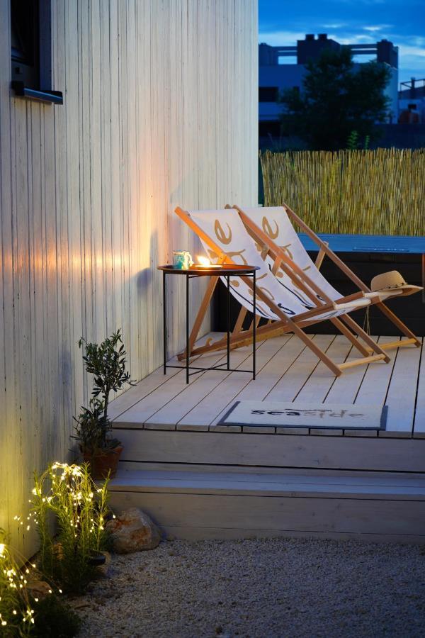 Boutique Style Eco-Beachhouse, Private Jacuzzi Privlaka  Buitenkant foto